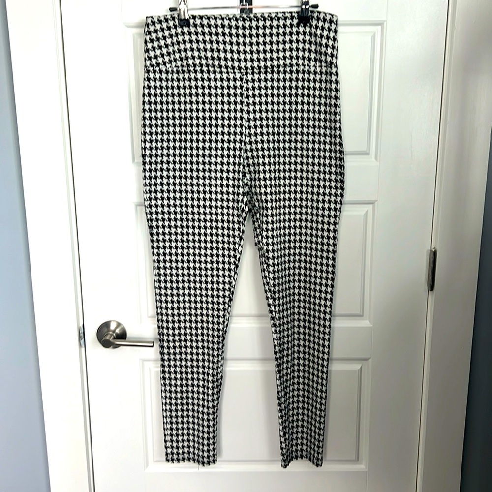 Women’s elastic Capri pants